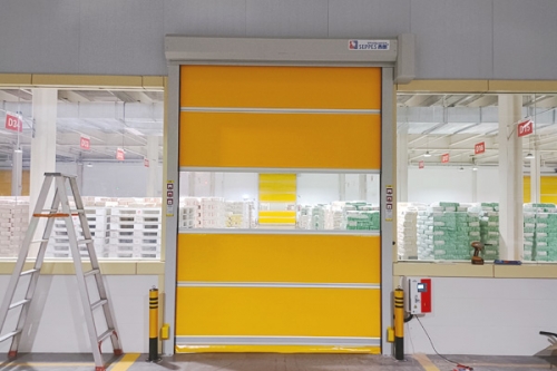 西朗自动感应快速门：守护食品加工洁净安全，赋能高效生产新标杆