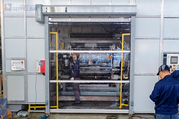 配套出口德国快速门